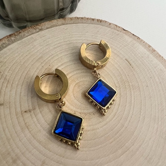 Elegant Gold Delicate Earrings - Minimalist Chic Earrings - Glam Boho Earrings - Picture 5 of 12